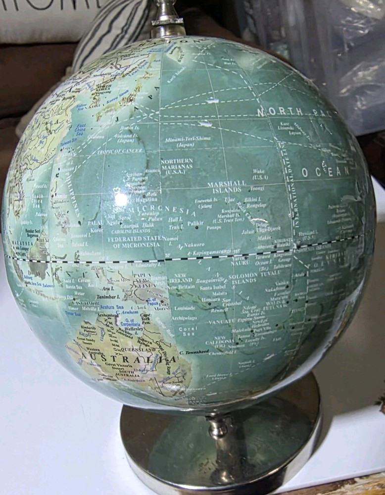 6" globe Vintage ? desktop table decorative globe earth on base. Light Blue
