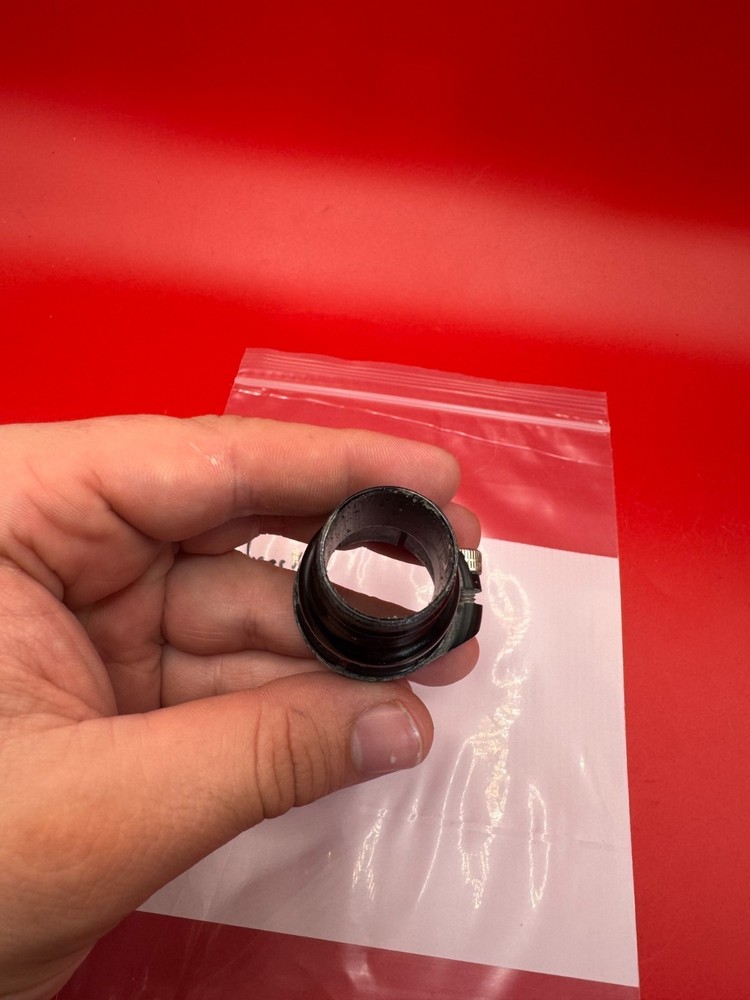 CCM Feedneck Angel Thread