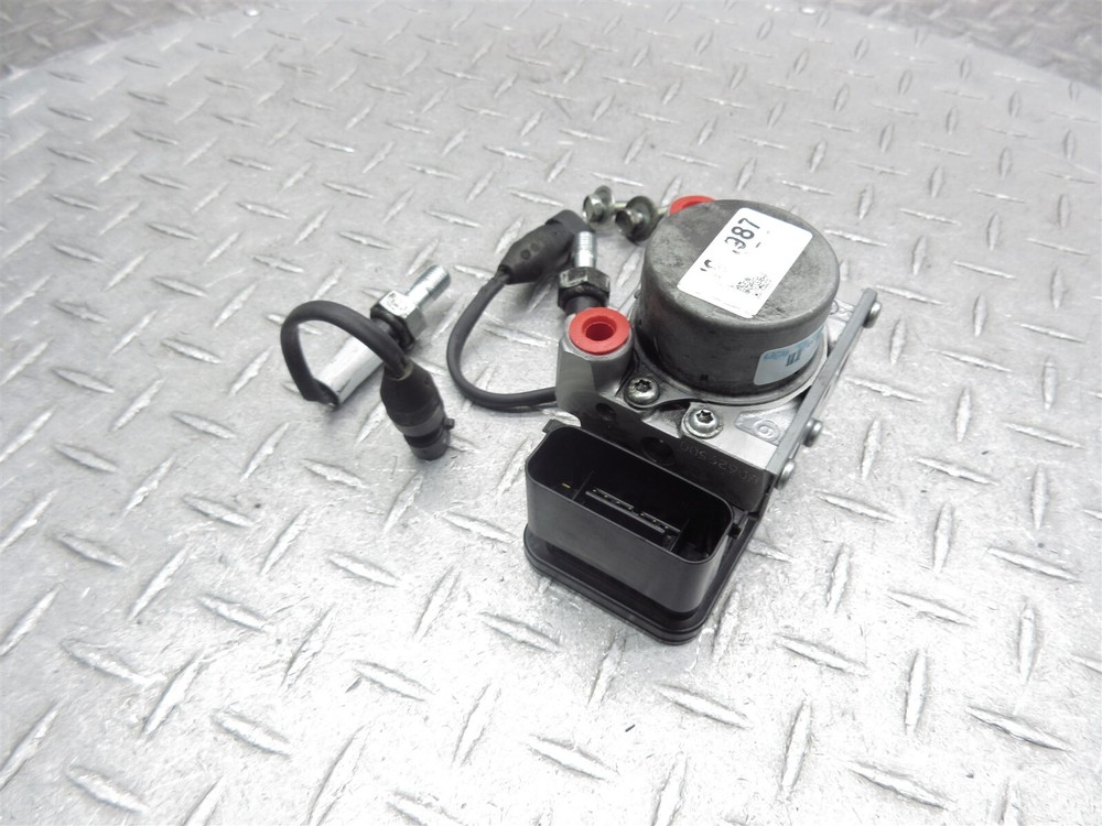2018 Indian Chieftain Dark Horse ABS Pump Anti Lock Brake Module Control Unit