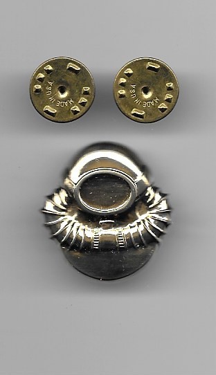 SCUBA DIVER BADGE IN GOLD