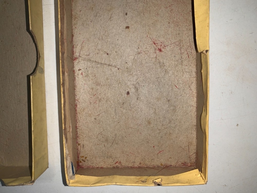ORIGINAL J & P COATS USA SIX STRAND FLOSS - EMPTY BOX