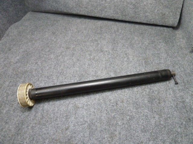Golds Gym trainer 450 Treadmill Front Roller
