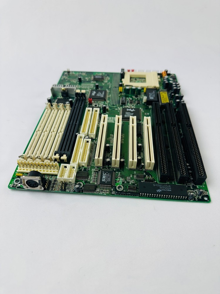 Shuttle HOT-557 Motherboard