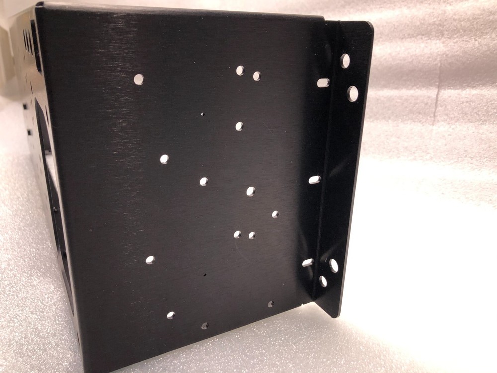 Phase Linear PL400 Amplifier Upgrade Chassis - White Oak Audio Design