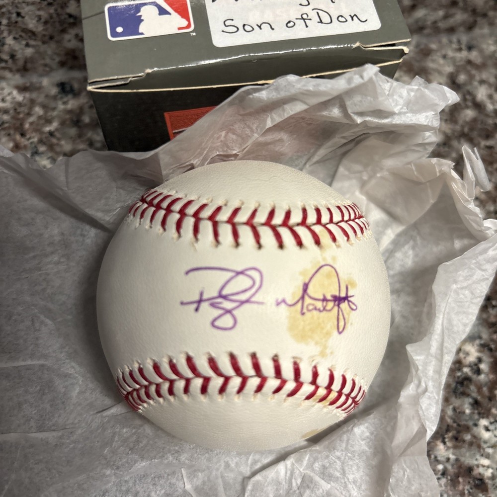 Preston Mattingly Signed Official MLB Baseball -MLB Authenticated DB57512102