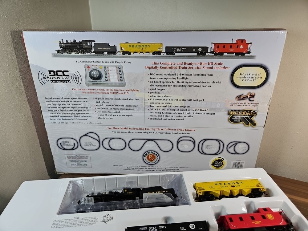 Bachmann Echo Valley Express Electric Train Set with Digital Sound Set HO