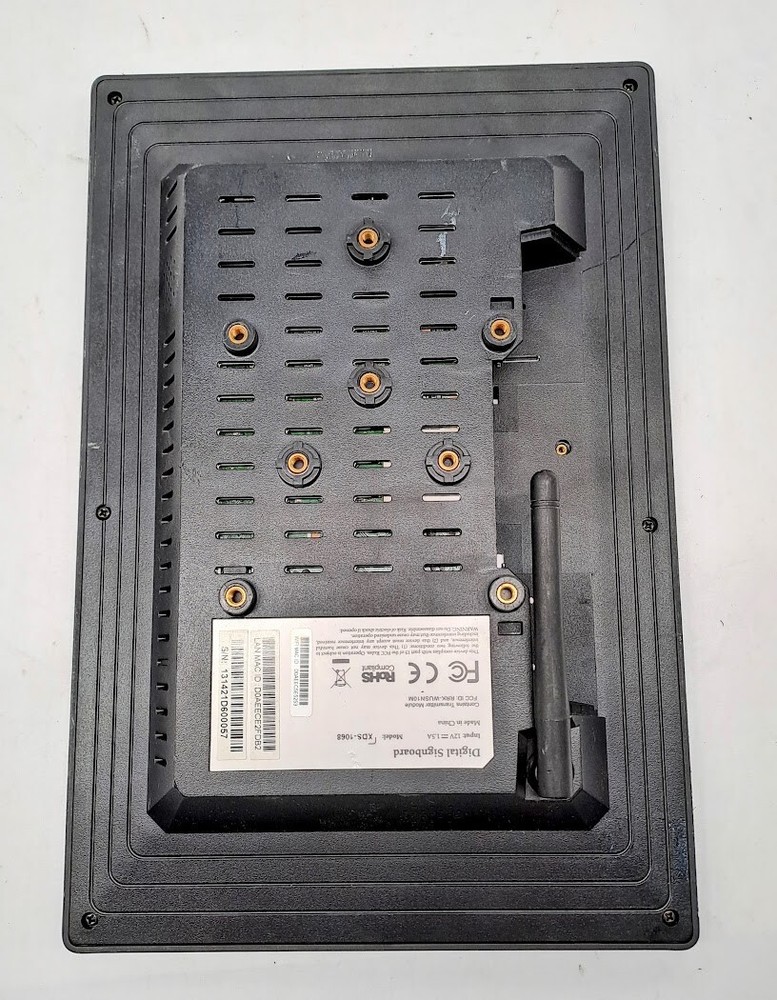 Digital Signboard XDS-1068 Touchscreen / NO POWER ADAPTER