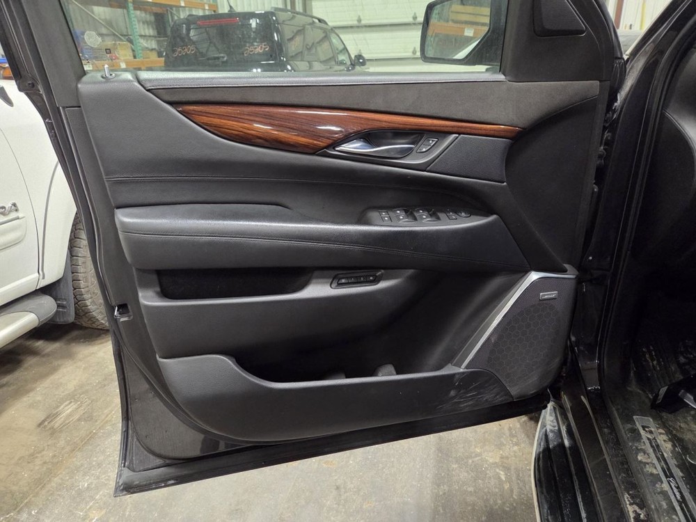 Radiator Core Support Fits 15-20 ESCALADE 1553036