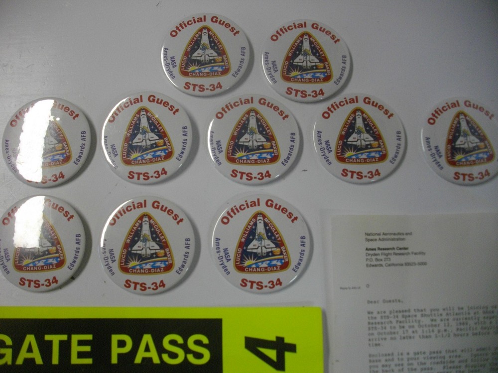 NASA Edwards Air Force Base 1989 Space Shuttle Guest Kit STS-34 Gate Pass & Note