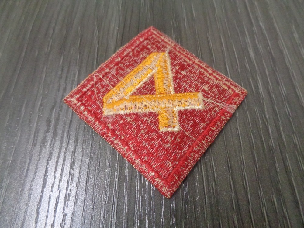 WWII USMC 4th division patch cavalry no glow SNOW BACK