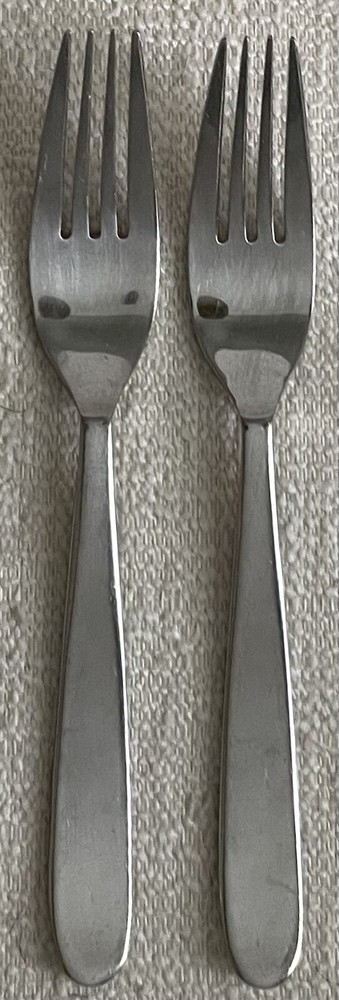 Oneida Stainless HALLENDALE 2 Dinner Forks