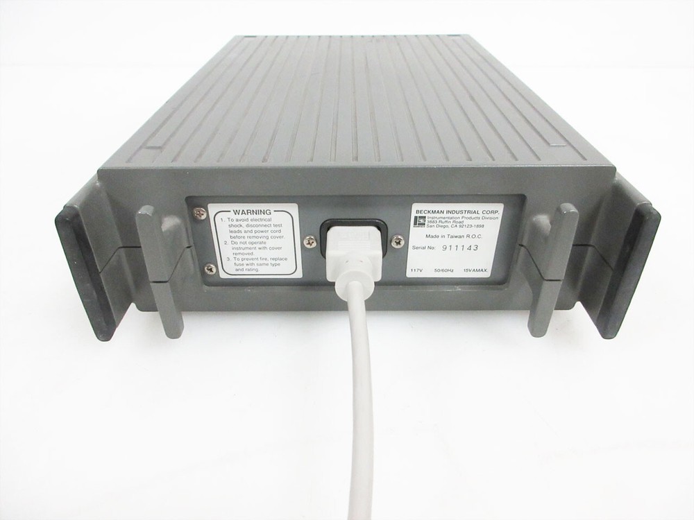 BECKMAN INDUSTRIAL FG2 A 2MHZ FUNCTION GENERATOR FG2A