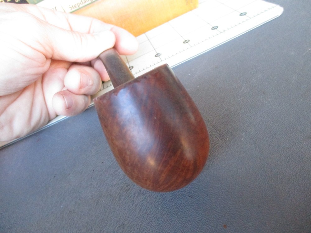 C4: Vtg EHRLICH Pipe