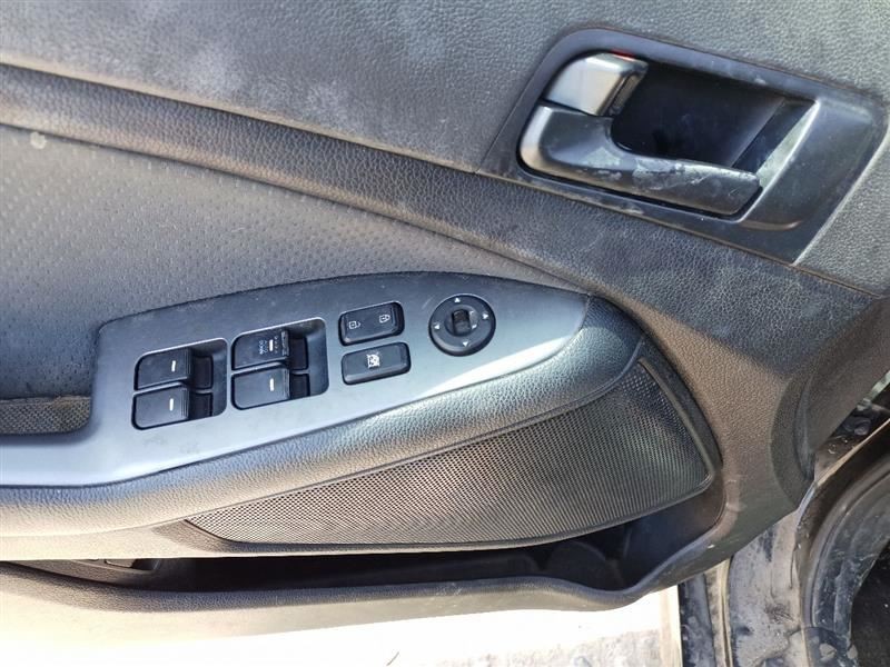 OPTIMAKIA 2015 Battery Tray 10757895