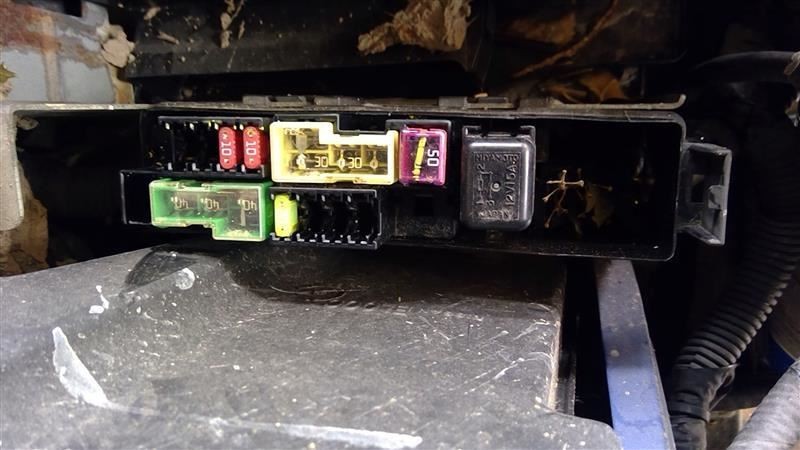 VERSA 2012 Fuse Box Cabin 6788