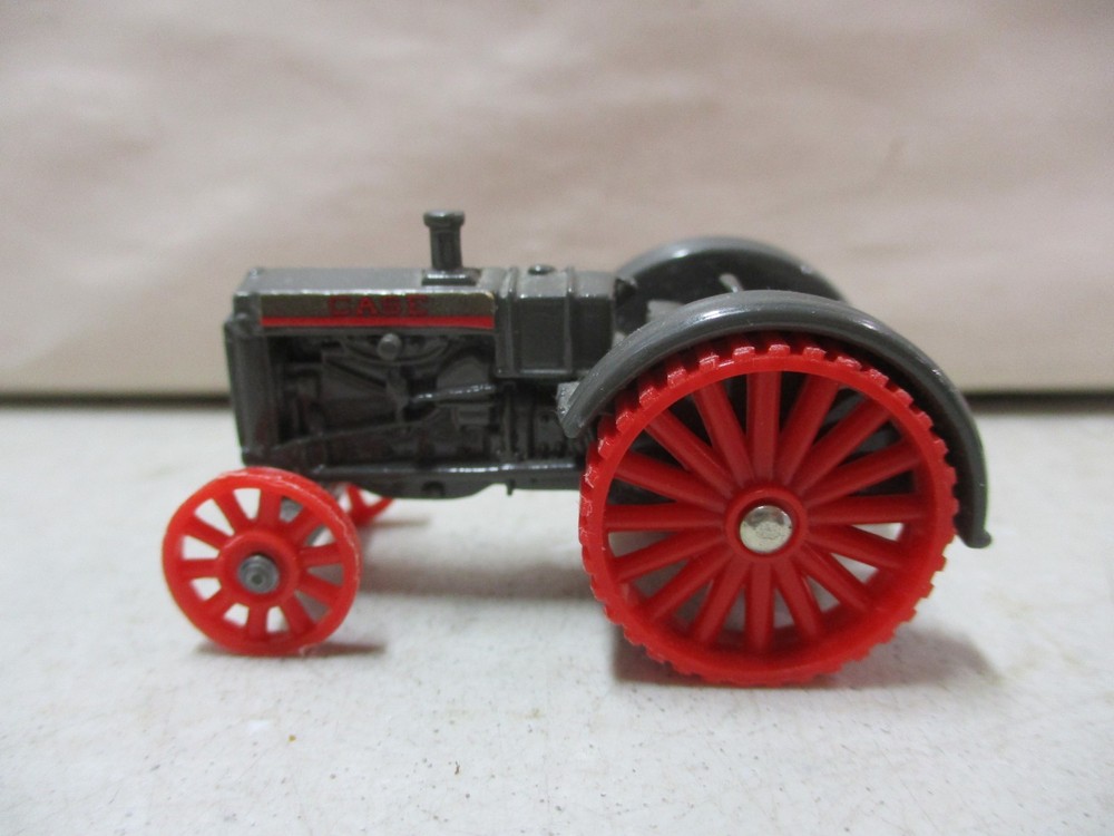 Ertl Case L Tractor 1/64