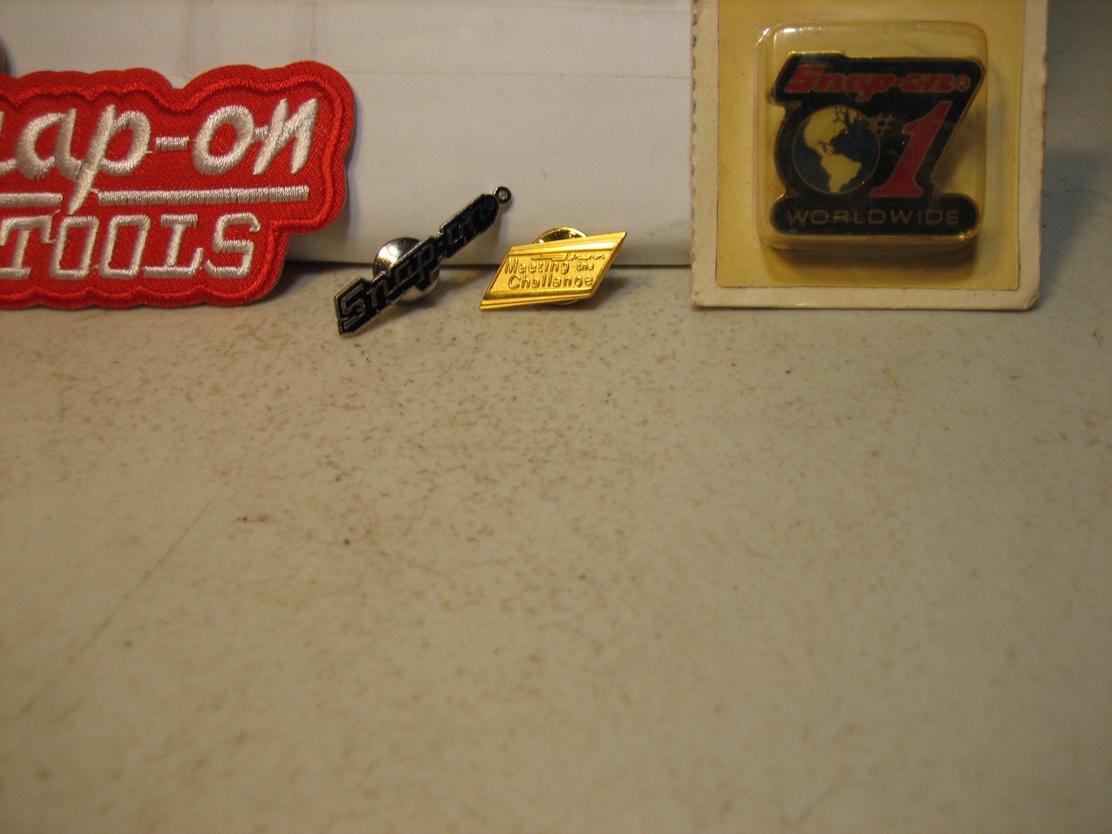 SNAP-ON LOGOS/PINS (4 PIECES) NEW