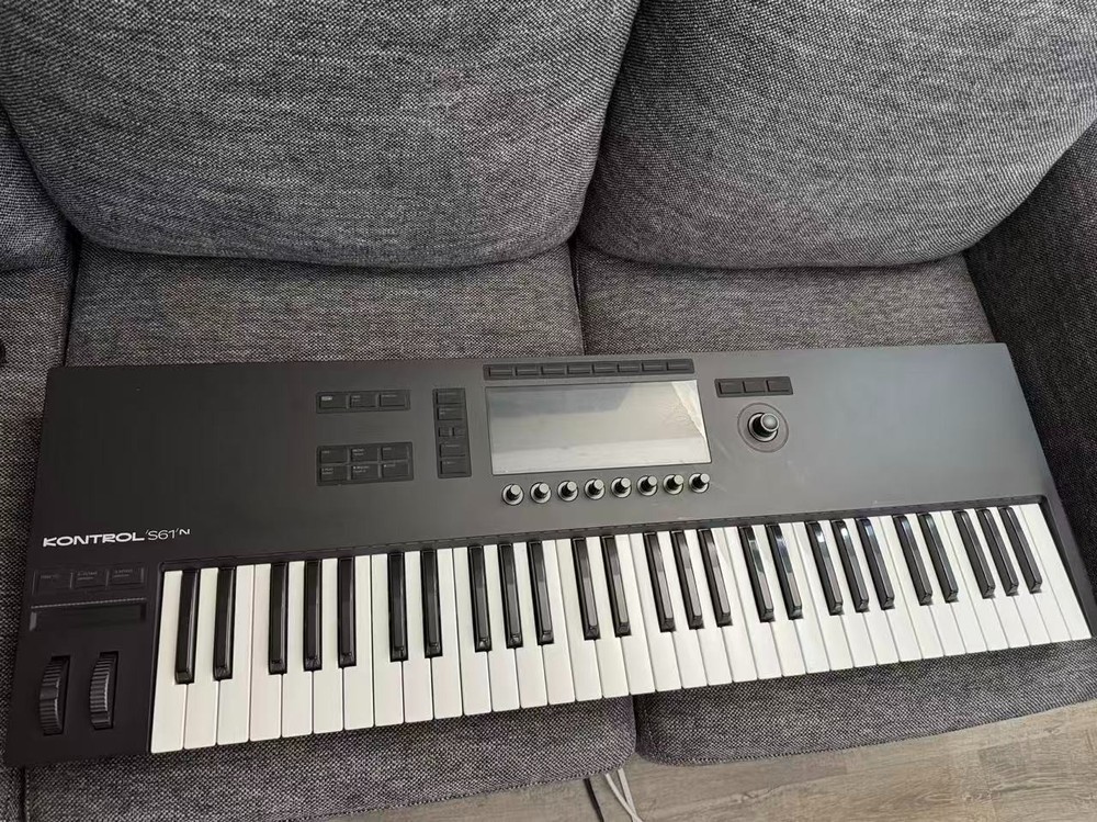 Native Instruments Komplete Kontrol S61 MK3