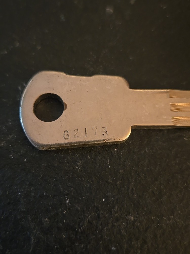 GREENWALD SENTINEL KEY CODED G2173 (3D5)