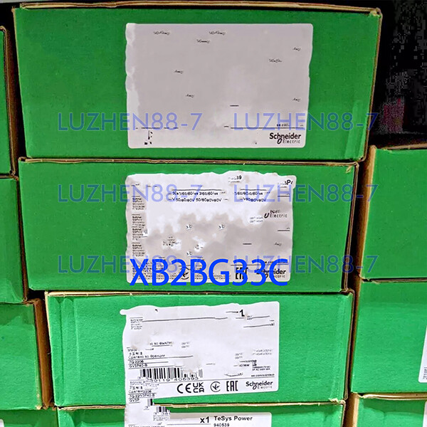 Factory Sealed Schneider Fast Ship XB2BG33C