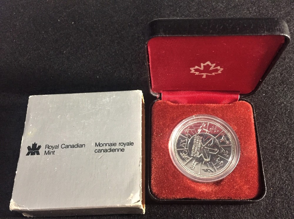 MINT, 1978, Canada Commonwealth Games, 50% Silver Dollar, Encapsulated, W/Box