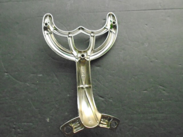 HAMPTON BAY CEILING FAN REPLACEMENT BRACKET/ARM WHITE SG-A1