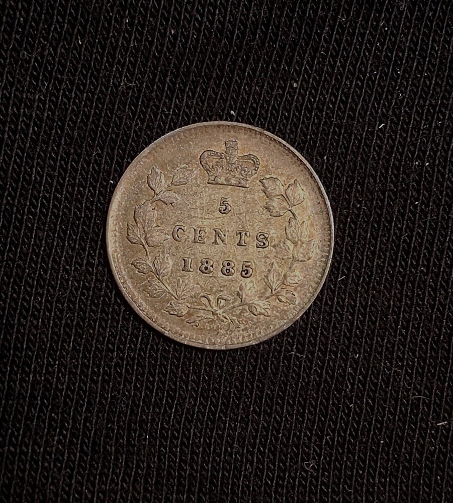 CANADA-1885  5 CENT SILVER-XF
