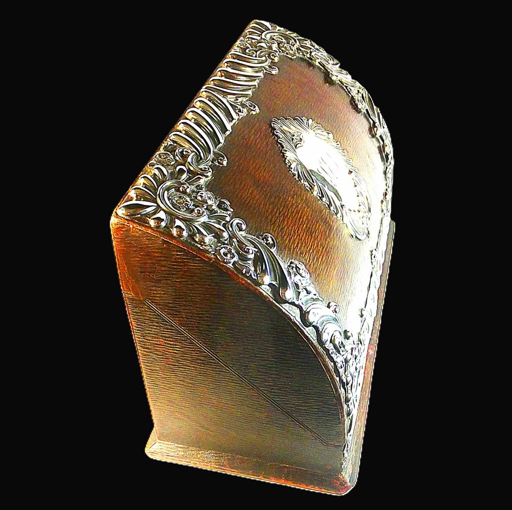 SUPERB SILVER MOUNTED LEATHER STATIONARY BOX by WILLIAM COMYNS - 1908