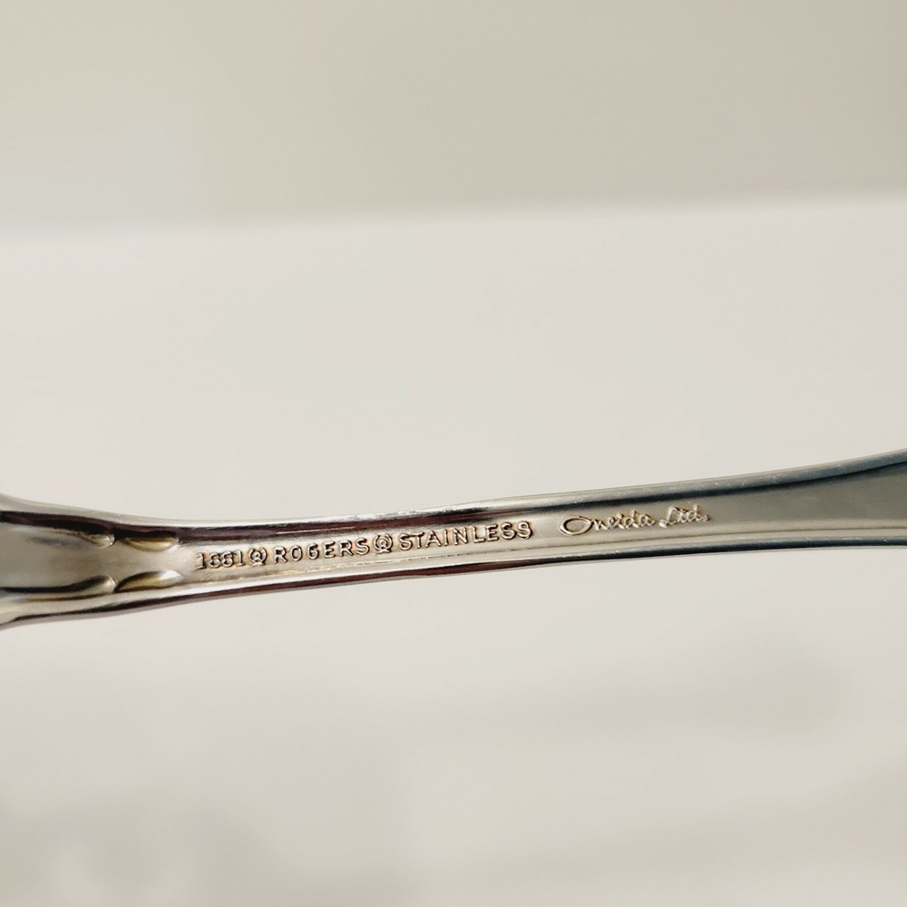 Oneida Stainless Whitter Pierced Salad Spoon