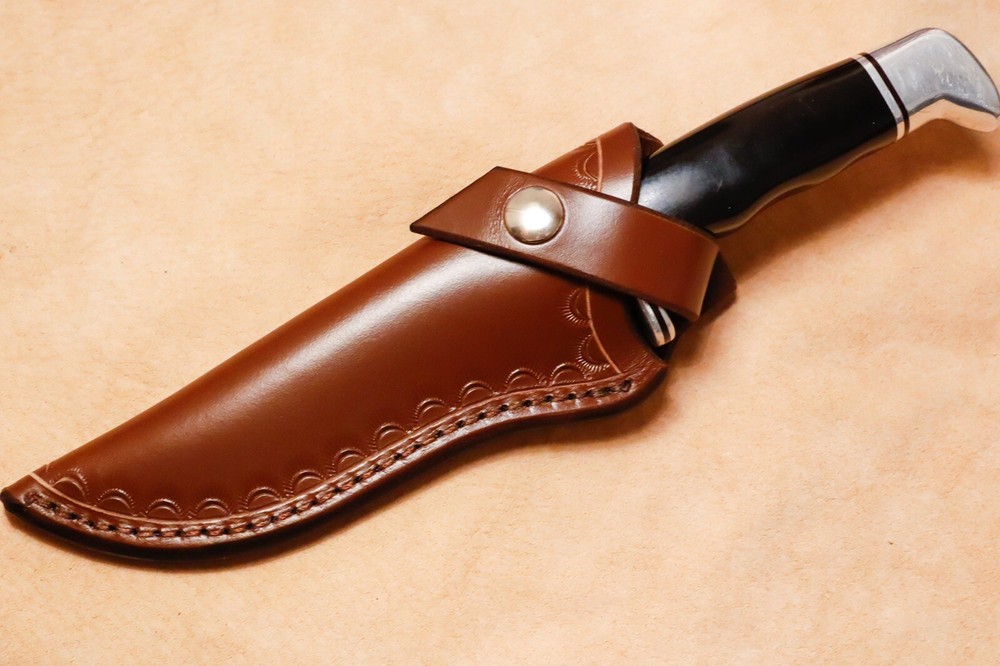 Custom Leather Sheath for Buck 119 Knife (left hand)