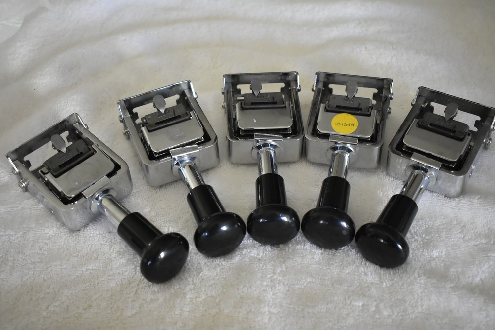 ROGERS AUTOMATIC NUMBERING STAMP MACHINES 04213 With felt