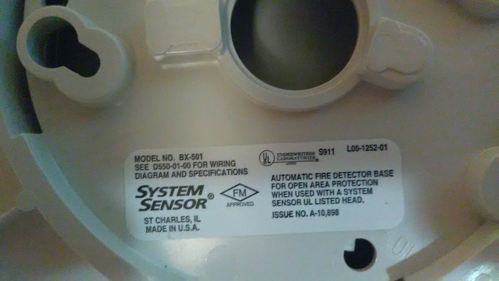 NEW System Sensor BX401B 2-Wire Plug-in Detector Base. Orig Box + Specs.