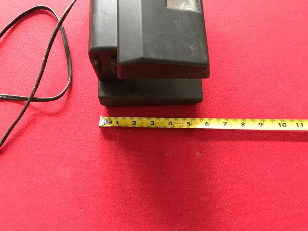 ROYAL SOVEREIGN COUNTERFEIT DETECTOR