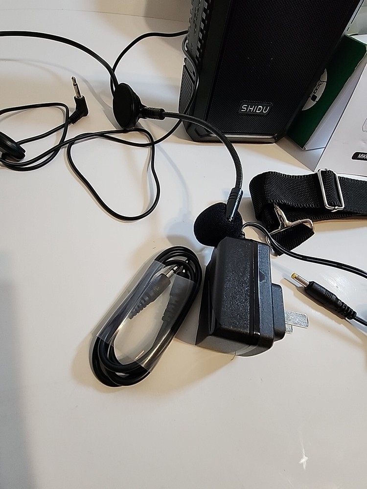 25W Bluetooth Voice Amplifier with Wired Microphone Headset and Speaker.