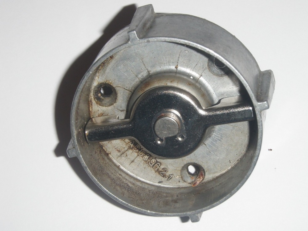 Wing Nut Impeller for Pan Assembly in Goldstar Bread Maker Model HB-202CE only