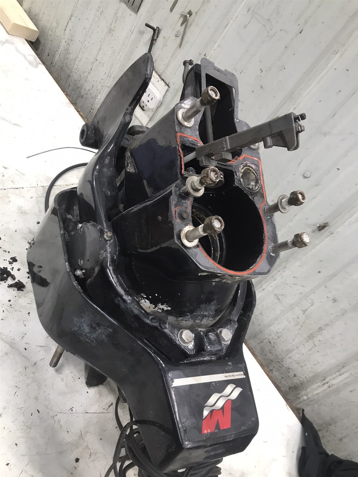 Mercury marine MerCruiser Alpha 1 Gen 2 out drive outdrive mount gimbal housing