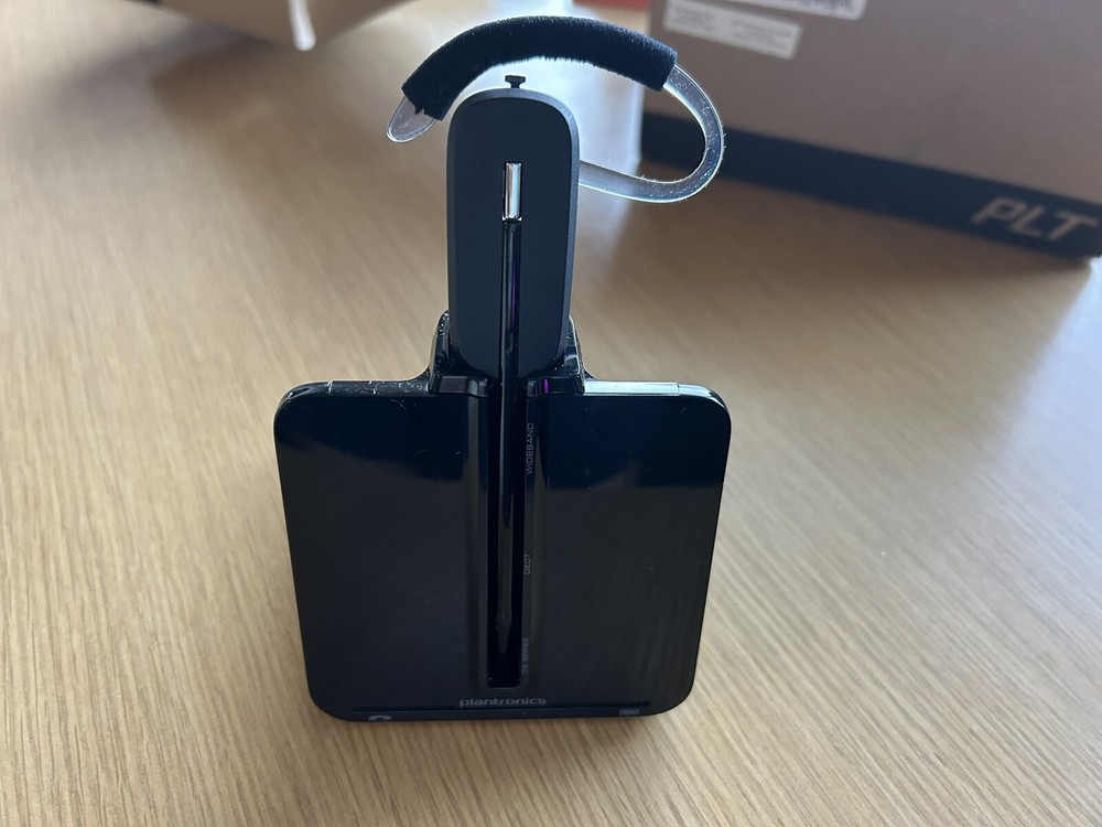 Plantronics CS540 Headband Wireless Headset - Black