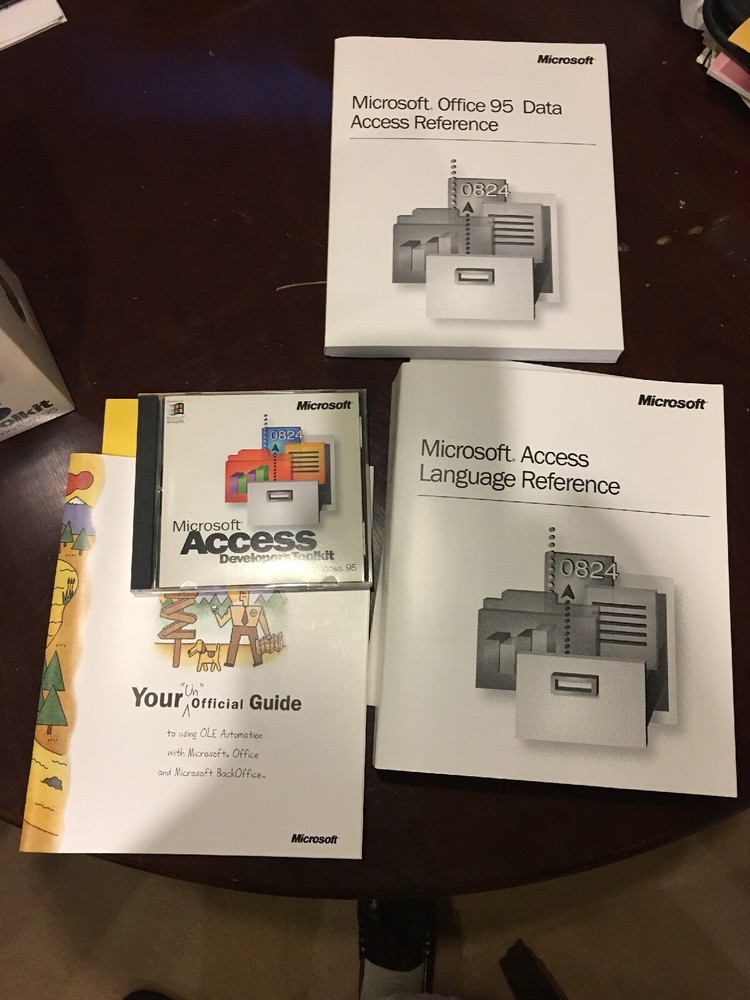 Authentic Microsoft Access Windows. Version 7.0 DBMS Developers Toolkit. NFR.