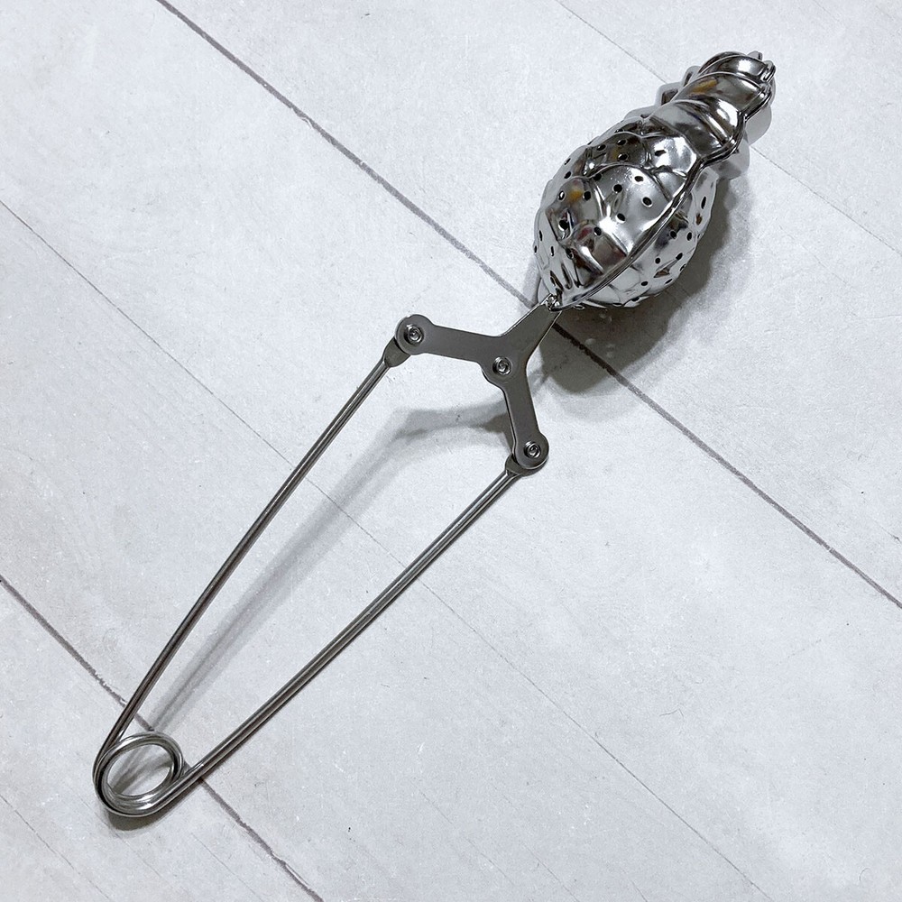 Pineapple Tea Infuser by Mudpie Snap Handle Tropical