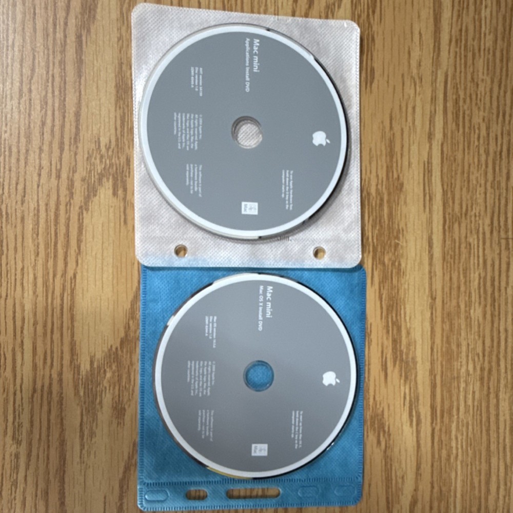 Assorted Mac CD and Paperwork - mac mini, osx, snow lepoard