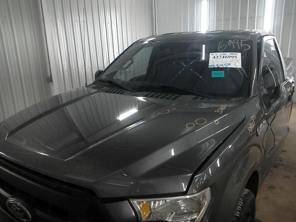 F150 2016 High Mounted Stop Light 104960630