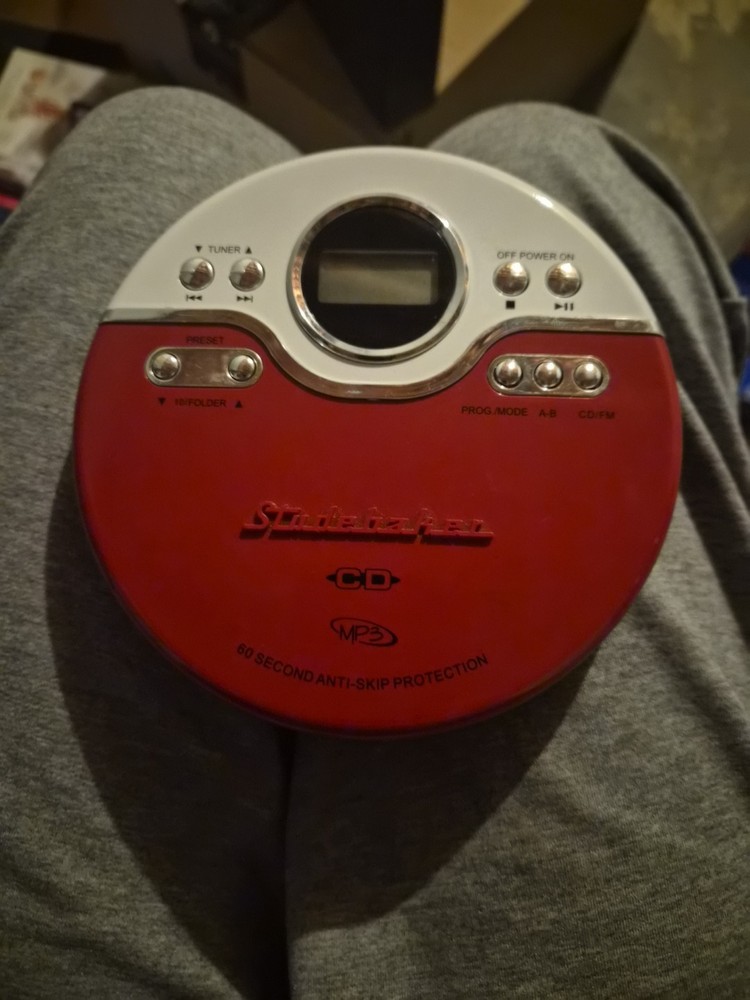 Studebaker Red Retro Portable CD Player CD-R/RW MP3 Playback Programmable