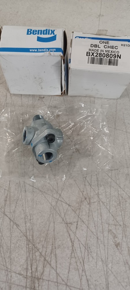 BENDIX DC-4 DOUBLE CHECK VALVE 280809 BX280809N