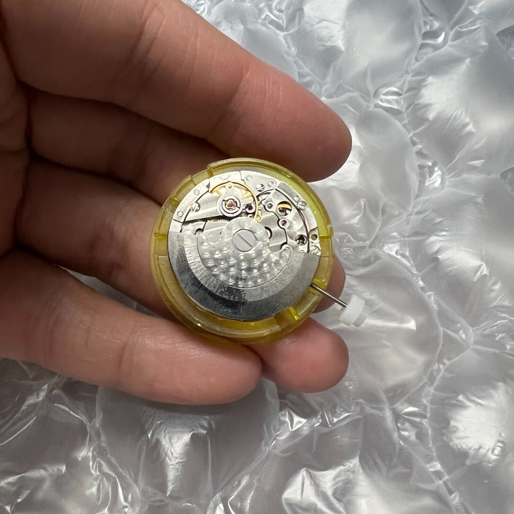 26MM Date at 3 Automatic DG4813 Mechanical Movement Silver Plated 3 Hands