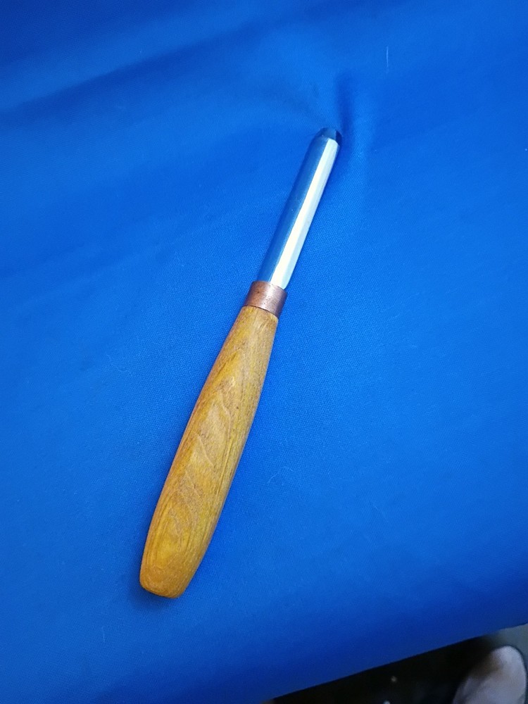 Straight Rounded Chisel BeaverCraft Excellent Pre-owned Never Used Model 9/10