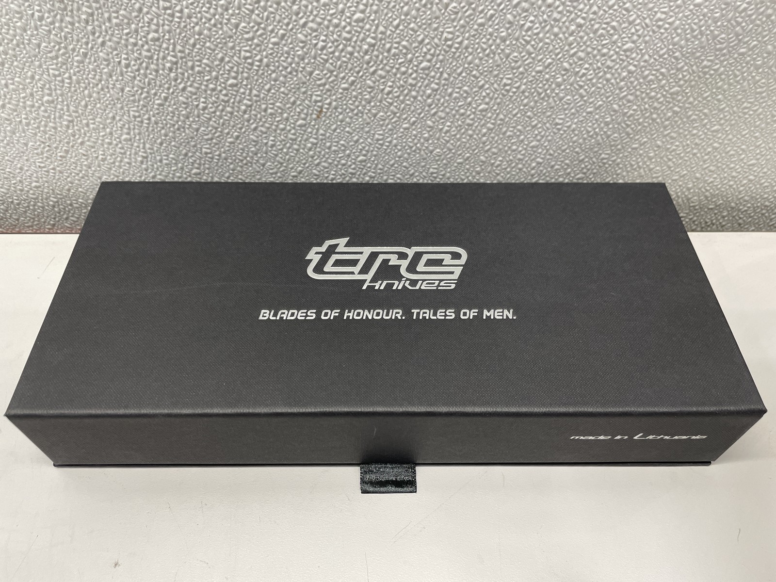 TRC Classic Freedom Black M390 Blade Black Canvas Micarta Knife 00057