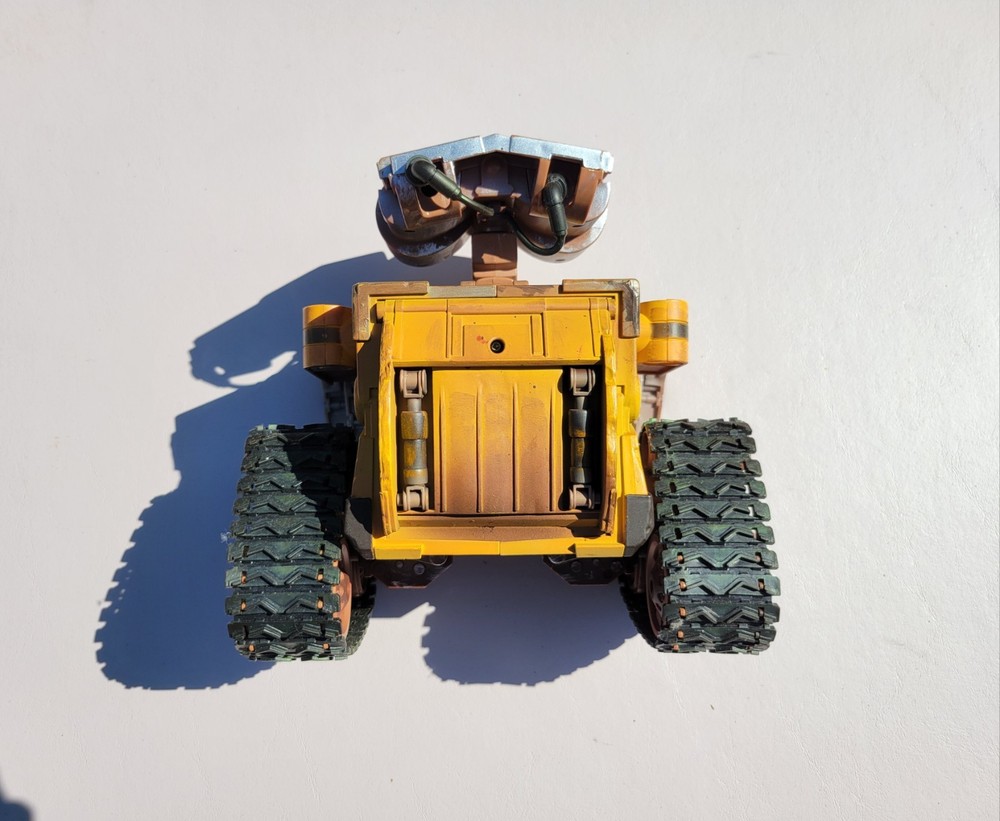 Disney Store Exclusive Wall-E Remote Control Toy Robot 1st Ed UNTESTED NO REMOTE