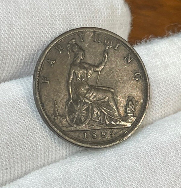 1884 Great Britain One Farthing Coin
