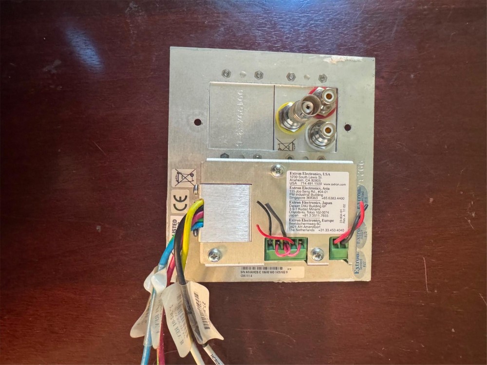 Extron Image Shift VGA and BNC Wall Module