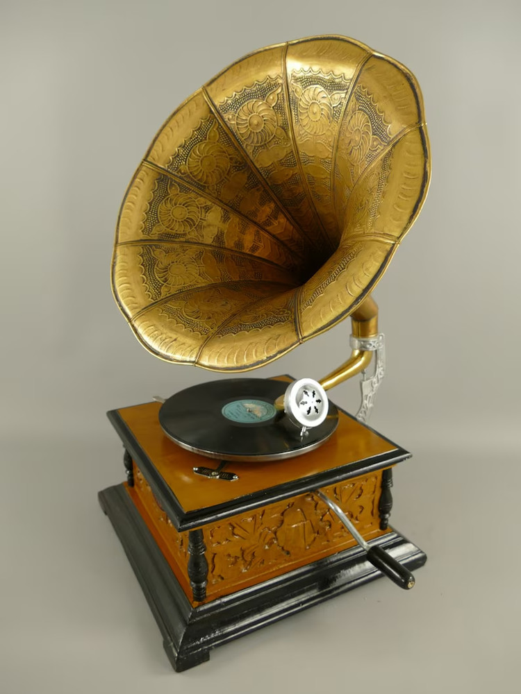 Antique Gramophone, Fully Functional Working Phonograph, win-up record player